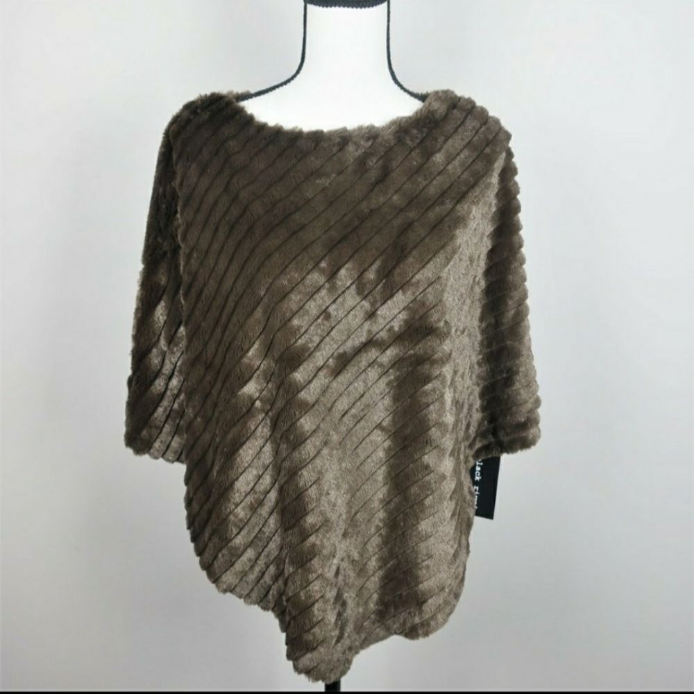 Black Rivet NWT Sz S/M Chocolate Brown Poncho D146 - Picture 15 of 15
